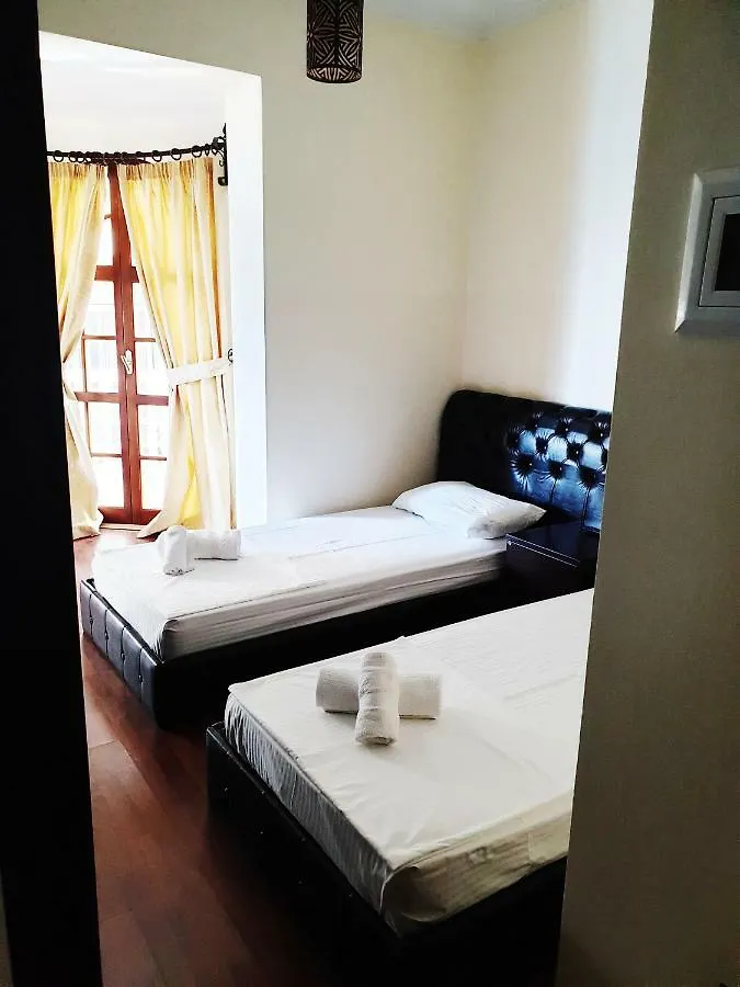 Hotel Guesthouse Central Sarande - 777