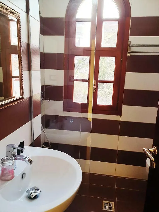Hotel Guesthouse Central Sarande - 777