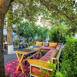 Garden Saranda